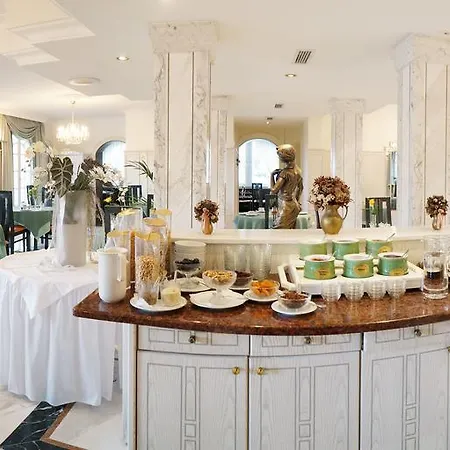 Sacher-stoiber Hotel 3*