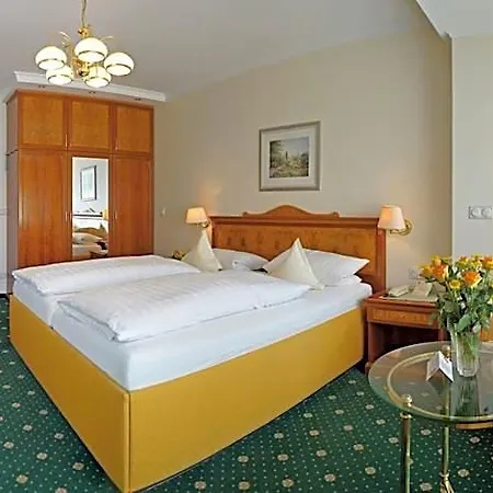 Sacher-stoiber Hotel